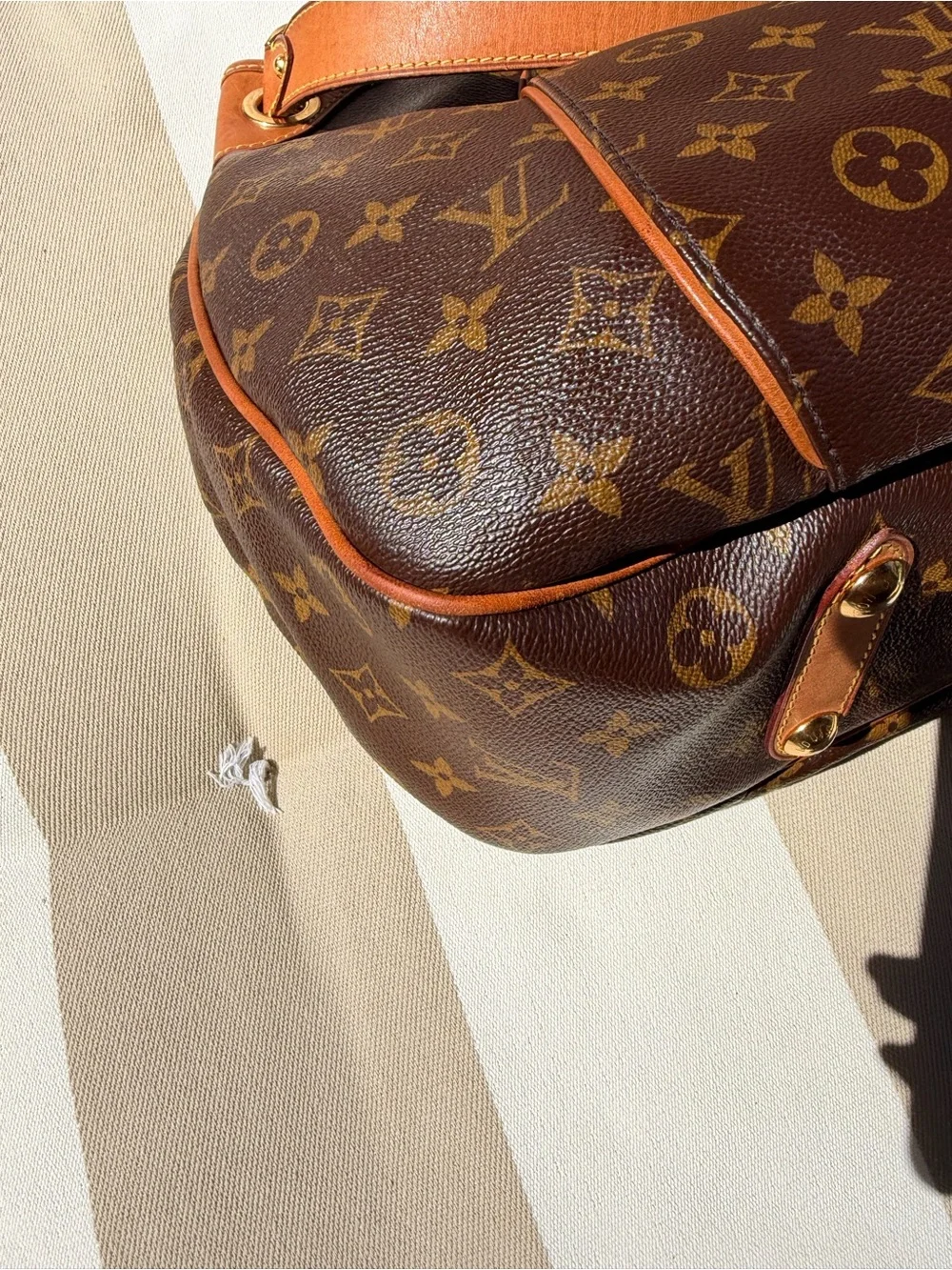 Louis Vuitton Galliera PM Classic Monogram Hobo Shoulder Hand Bag